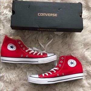 Red converse All Star